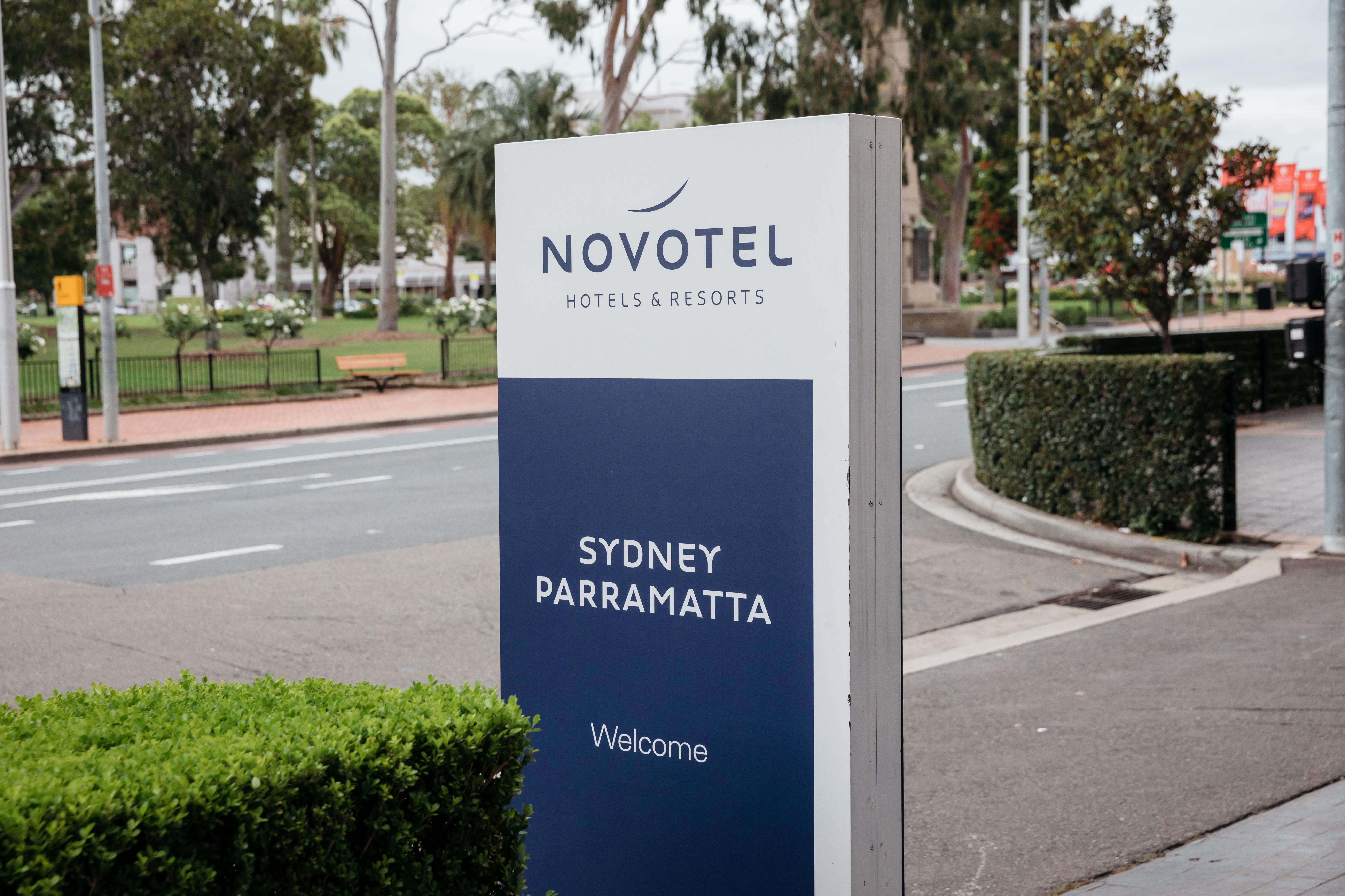 Novotel Sydney Parramatta Eksteriør bilde